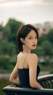 岁女演员演,绎小龙女惊,艳众目,B体育,B体育官网,B体育官方,B体育下载