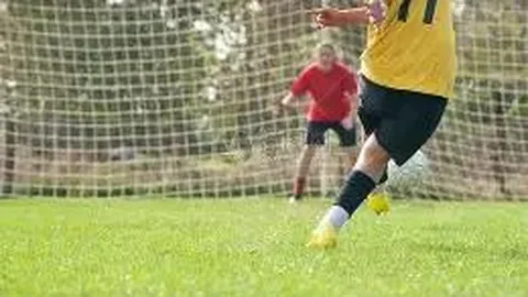 德安五小足球联赛班级战幕拉开